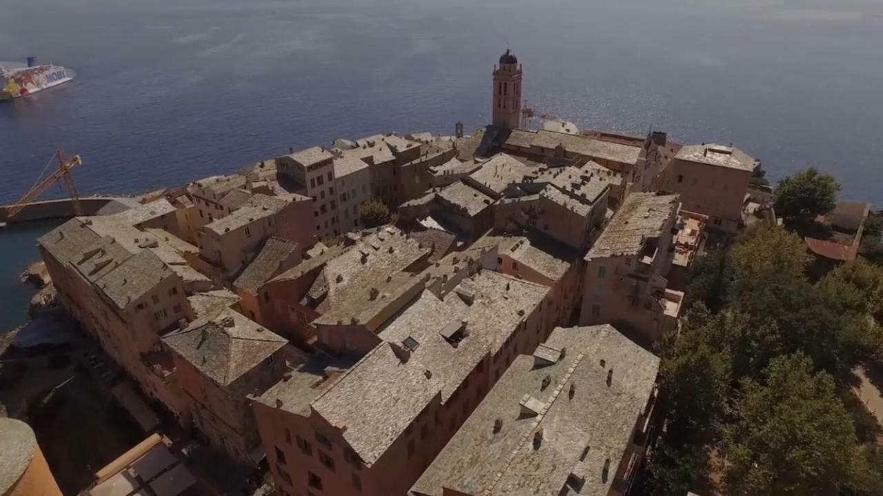 Апартаменты La Casa Di Sbiri Au Coeur De La Citadelle Бастия Экстерьер фото